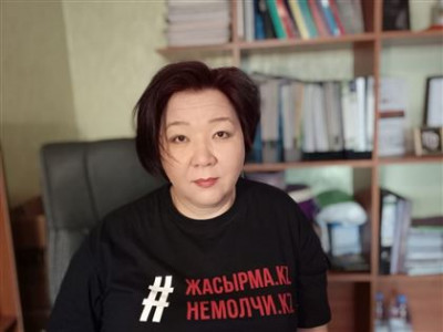 40-тан аса пышақ сұққан: Алматыда оқушы қызды туған әкесі асқан жауыздықпен өлтірген (ВИДЕО)