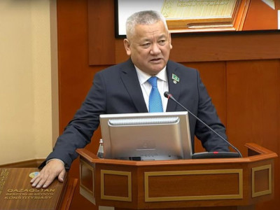 Фуат Сатыбаев Мәжіліс депутаты ретінде ант берді