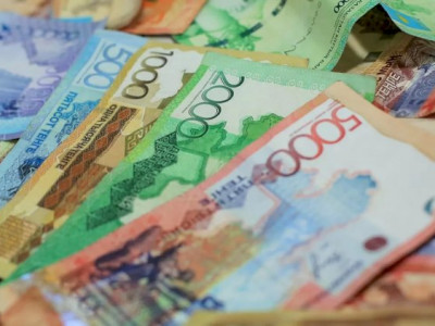 Ұлттық банк мамандары қарашада теңге не себепті әлсірегенін түсіндірді