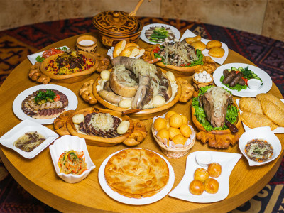 Қонақ күту ережелері