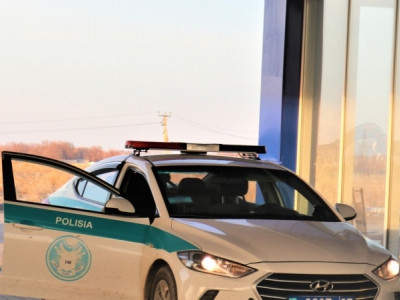 Алматыда полиция ұстаған Oyan, Qazaqstan белсенділері оннан асты