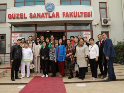 ҚазҰУ ұжымы тәжірибе алмасуда