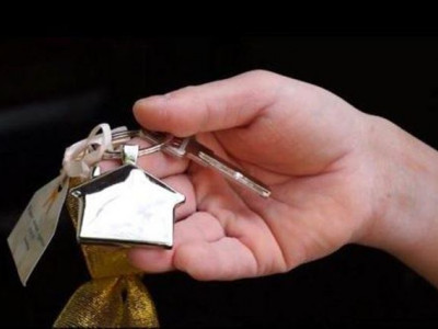 Жаңа жыл қарсаңында Шахтинск қаласында 60 отбасы пәтер кілтін алды 