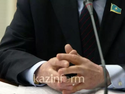 Президент Сенаттың 13 депутатының өкілеттігін мерзімінен бұрын тоқтатты