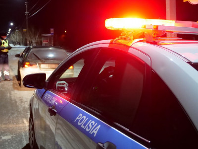 Астанада жолдың ортасында ұйықтап қалған мас жүргізуші жазаланды