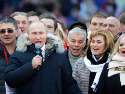 Ресейдегі Путин қоры Газмановтың патриоттық әндер жобасына қаржы бөлді