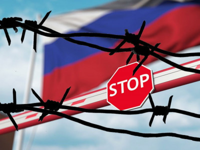 АҚШ Ресейдің санкциядан жалтаруына көмектескен дөкейлерді бар мүлкінен айырды