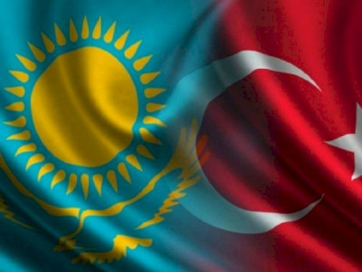 Волонтерлер Түркияда зардап шеккендерге гуманитарлық көмек жинай бастады