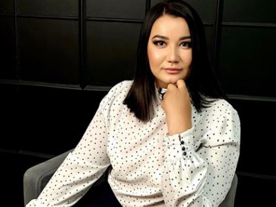 “Оқырмандары көп адамдарға мақтату арқылы мандатқа ие болмақсыңдар ма”: Айгүл Орынбек болашақ депутаттарды қатаң сынға алды