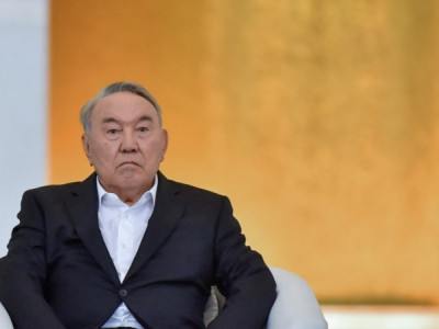 Тоқаев тұңғыш президент туралы заң мен Назарбаев отбасының тиіспеушілік мәртебесін жоятын құжатқа қол қойды