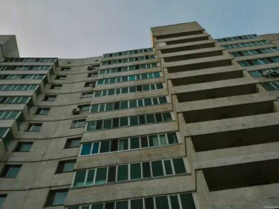 Суицидке жеткізу: Оралда жас қыз 9-қабаттан құлап қаза тапты