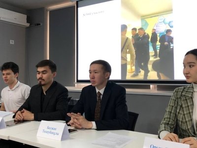 Хаттаманы ертесі берді. Тәуелсіз бақылаушылар кедергі көбейгенін айтты