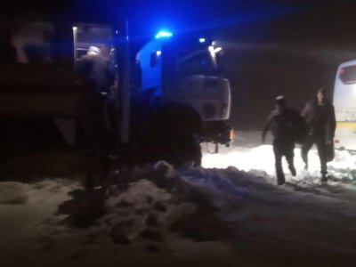 Қарағанды облысында 30-ға жуық адам қар құрсауынан шығарылды