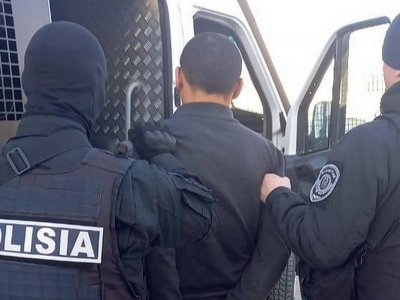 Тройное убийство детей: В Сети появилось фото подозреваемого