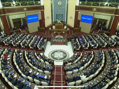  VIII сайланған Парламенттің бірінші сессиясы. LIVE 