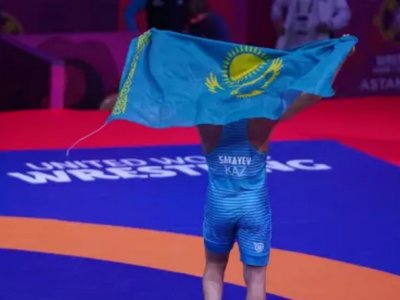 Өзбектің атақты балуанын жеңген қазақ Азия чемпионы атанды
