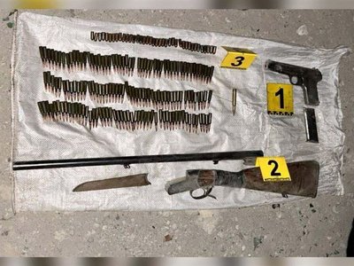 Таразда қараусыз ғимраттан қару-жарақ пен оқ-дәрілер табылды