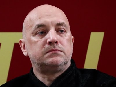 Ресейде пропагандист Прилепин отырған көлік жарылды