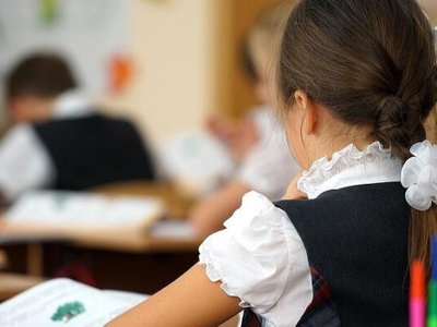 «Әкімдікте оқып жүр, талай қазақ баласы»: Оқушылар әкімінің кабинетінде білім алуда