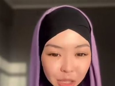 Иә, бізге орамал таққан үшін ақша төленеді, договор болады, контктіге отырамыз: Хиджабтағы қыз шындықтың бетін ашты