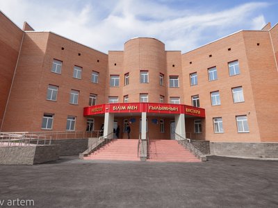 Балалар толығымен эвакуацияланды. Алматы мектептері қоршауға алынды