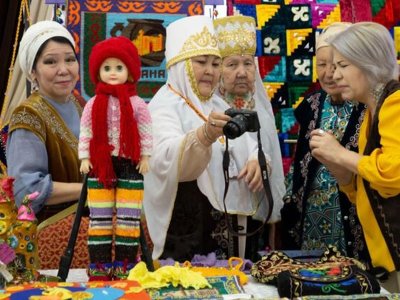 Жамбыл облысында әлемнің 8 елінен келген қолөнершілер өзара тәжірибе алмасуда