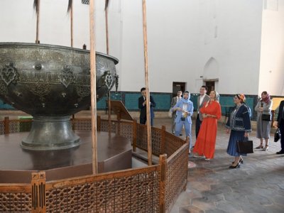 UNESCO бас директоры Қожа Ахмет Ясауи кесенесіне барды