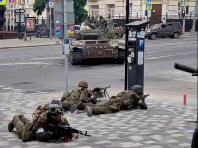 «Вагнер» Ростовты басып алды: Пригожин Шойгуды кездесуге шақырды