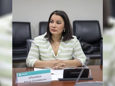 “Құран кітап ұстап, арабша оқығандардың бәрін “имам” деп пір тұтуды доғару керек” - Айгүл Орынбек