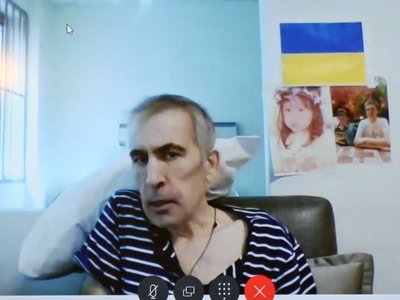 Михаил Саакашвилиді Польша дәрігерлерлері медицина тексерісінен өткізе бастады