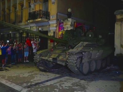 Ресей қорғаныс министрлігі Вагнер жалдамалыларының қару-жарағы мен техникасын алғанын хабарлады