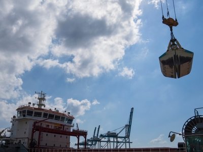 Украин астығын Қара теңізбен тасу мәселесін Украина-НАТО кеңесі шұғыл отырыста талқылайды