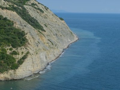 Ресей Новороссийскідегі әскери-теңіз базасына және Қырымға дрондар шабуылдағанын мәлімдеді