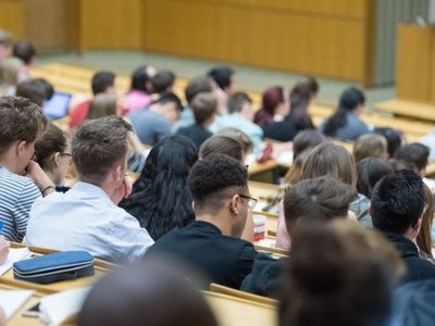 Жаңа оқу жылынан бастап студенттер қанша шәкіртақы алады 