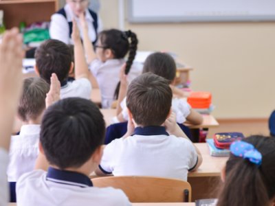 Енді оқушылар аптасына алты күн оқи ма