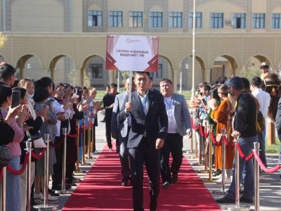 Түркістанда халықаралық көше театрларының фестивалі...