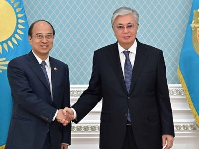 Президент CNPC компаниясы Директорлар кеңесінің төрағасымен кездесті