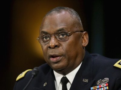 АҚШ Иранмен байланысы бар Сирияның қарулы топтарына әуеден соққы жасады