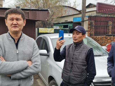 Думан Мұхаммедкәрім белсенділер Марат Жыланбаев пен Әйгерім Тілеужанды қолдап, аштық жариялады