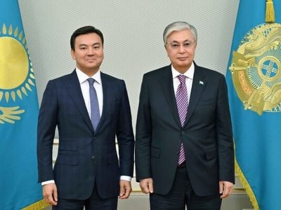 Тоқаев Qazaq tili қорына бірінші болып 7 миллион теңге көлемінде жеке жарна аударды