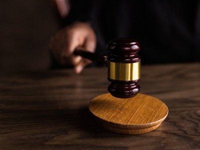 Алматы қаласы ТЖД басқармасының бастығы сотталды