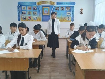 Түркістанда 200 мыңнан аса оқушы «Мен үлгі тұтатын...