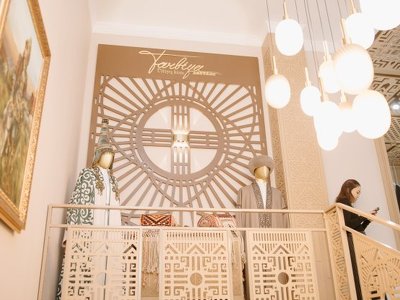 Астанада қазақы үлгідегі киімдер ұсынатын «Tarbiya...