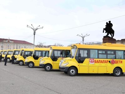 Жамбыл облысының мектептеріне 14 жаңа автобус берілді