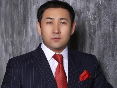 Өнерде жүргенде қиындыққа ұшыраған Ғаділбек Жанай қалтасында 30 теңгемен қалыпты