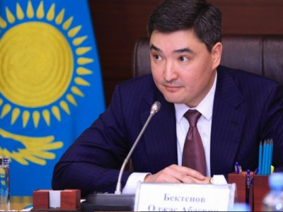 Олжас Бектенов Société Générale банкі өкілдерімен елімізге қаржы тарту мәселесін талқылады