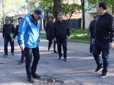 Тараз қаласында биыл 140 шақырымнан аса жол орташа жөндеуден өтеді