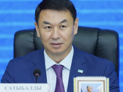 Түркістан облысының әкімі Арыста өндірістің жанданатынын...