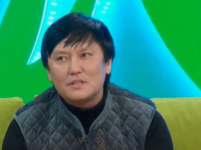 «Балалардан ұят болды-ау»: Өмірқұл Айниязов қуанышты жаңалығын бөлісті