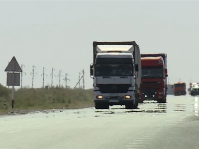 Қазақстанда жүк көлігі жүргізушілеріне шамамен 100 млн теңге айыппұл салынды